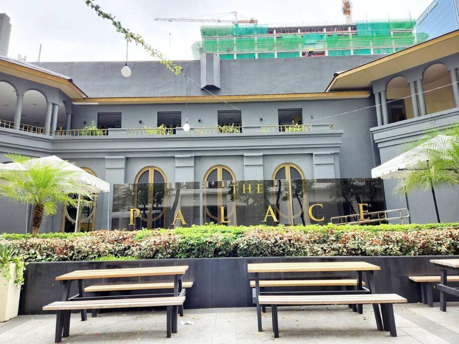 Casa Antonio At Uptown Parksuites Tower One Bgc Маніла Екстер'єр фото