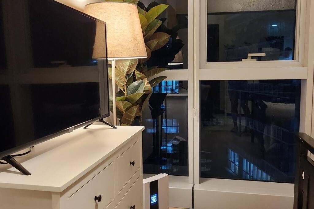 Casa Antonio At Uptown Parksuites Tower One Bgc Маніла Екстер'єр фото