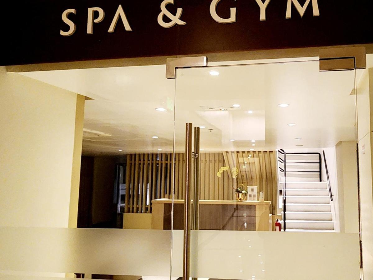 Casa Antonio At Uptown Parksuites Tower One Bgc Маніла Екстер'єр фото